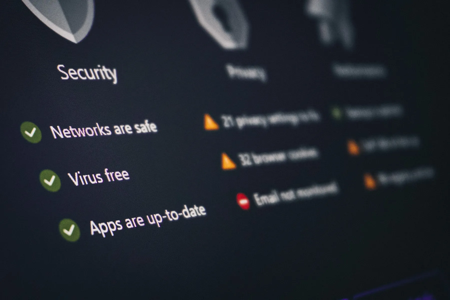 Bildschirm mit einer Übersicht zu Sicherheit und Datenschutz